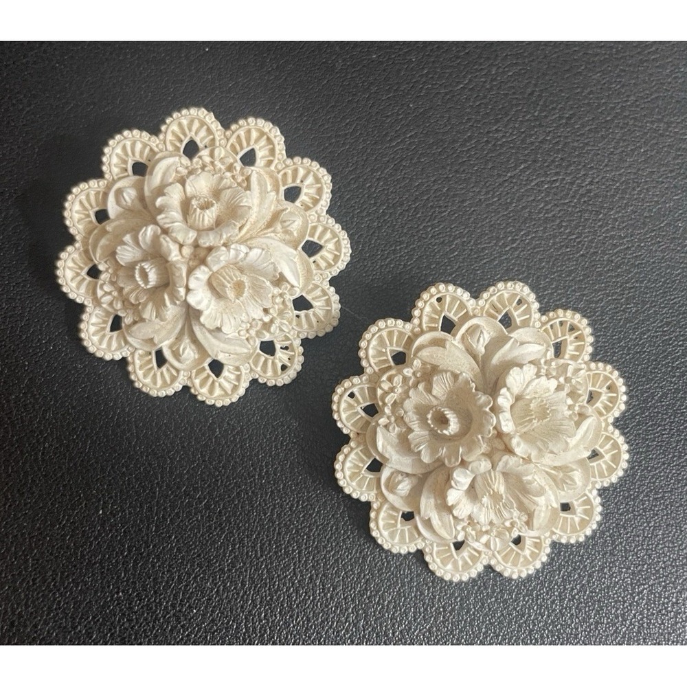 Celluloid Flower Earrings Clip Ons Carved Gold Tone Light READ